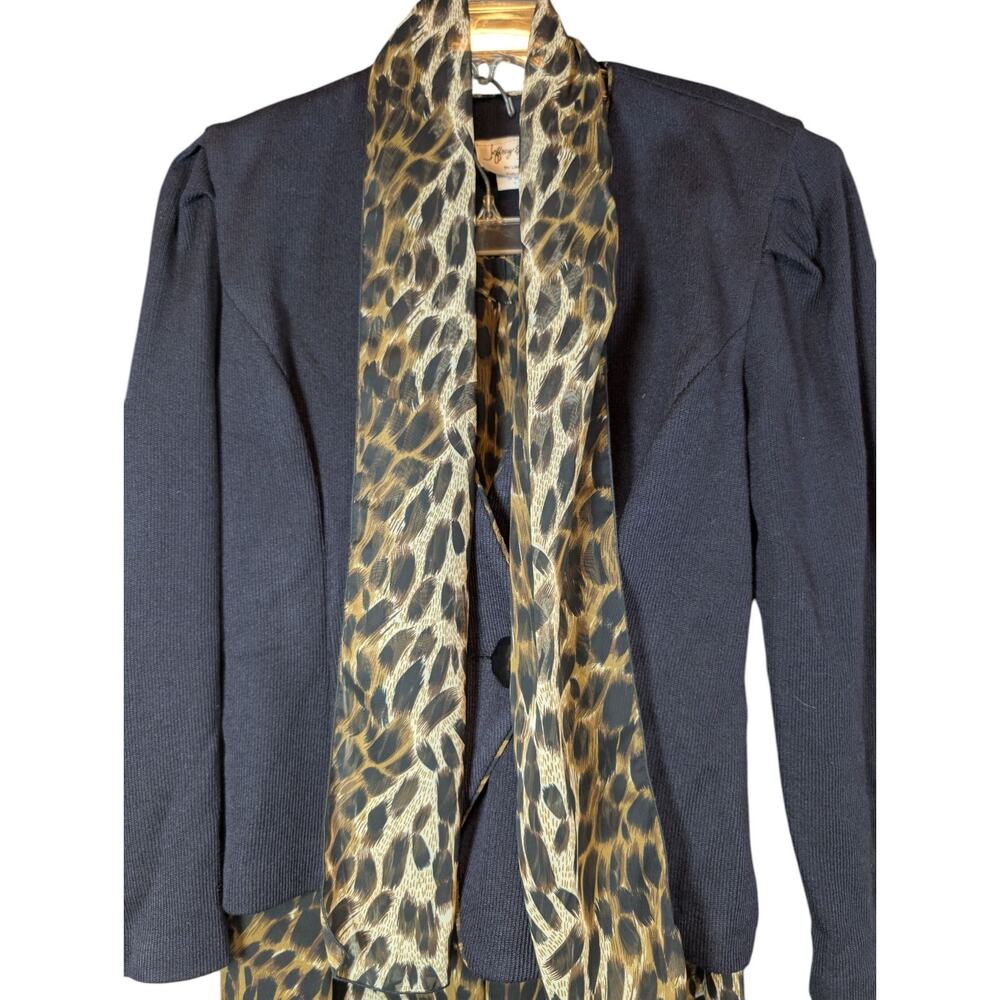 VTG Jeffrey & Dara 3 Piece Set Size 8 Blazer Pants Scarf Leopard Cheetah Classy